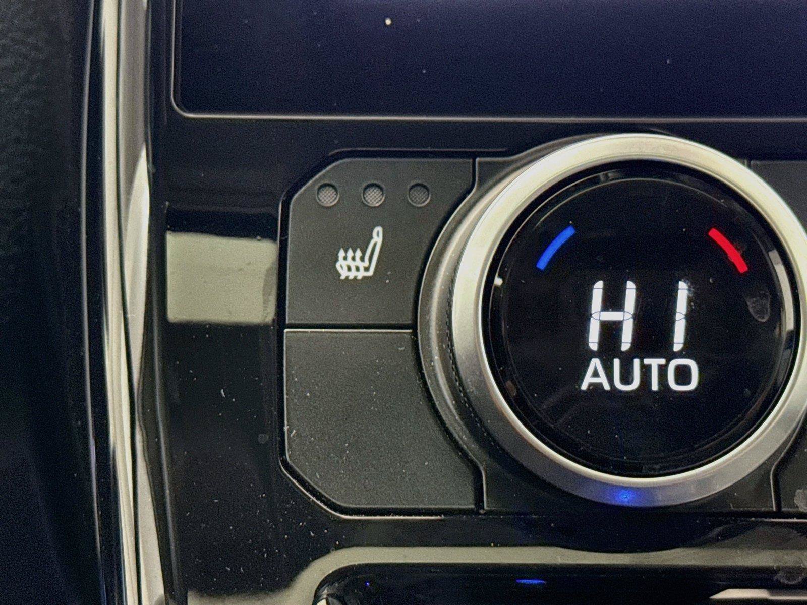 Certified 2026 Toyota Highlander XLE AWD/4WD image 8