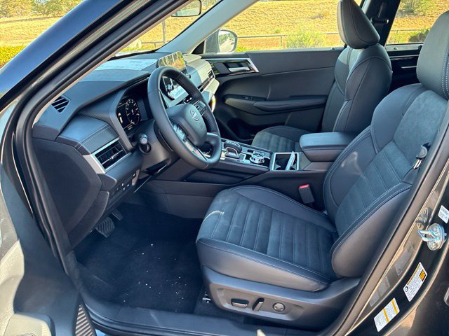 New 2026 Nissan Rogue SL AWD/4WD image 9