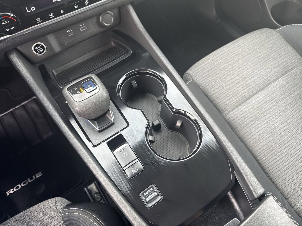 Used 2022 Nissan Rogue SV image 21