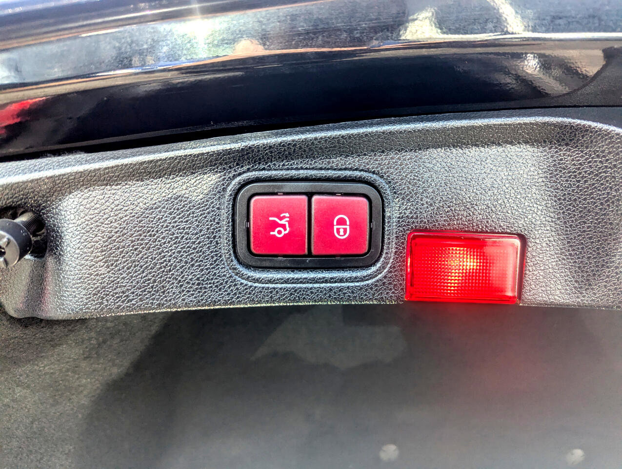 Used 2020 Mercedes-Benz C 300 4MATIC Coupe image 40