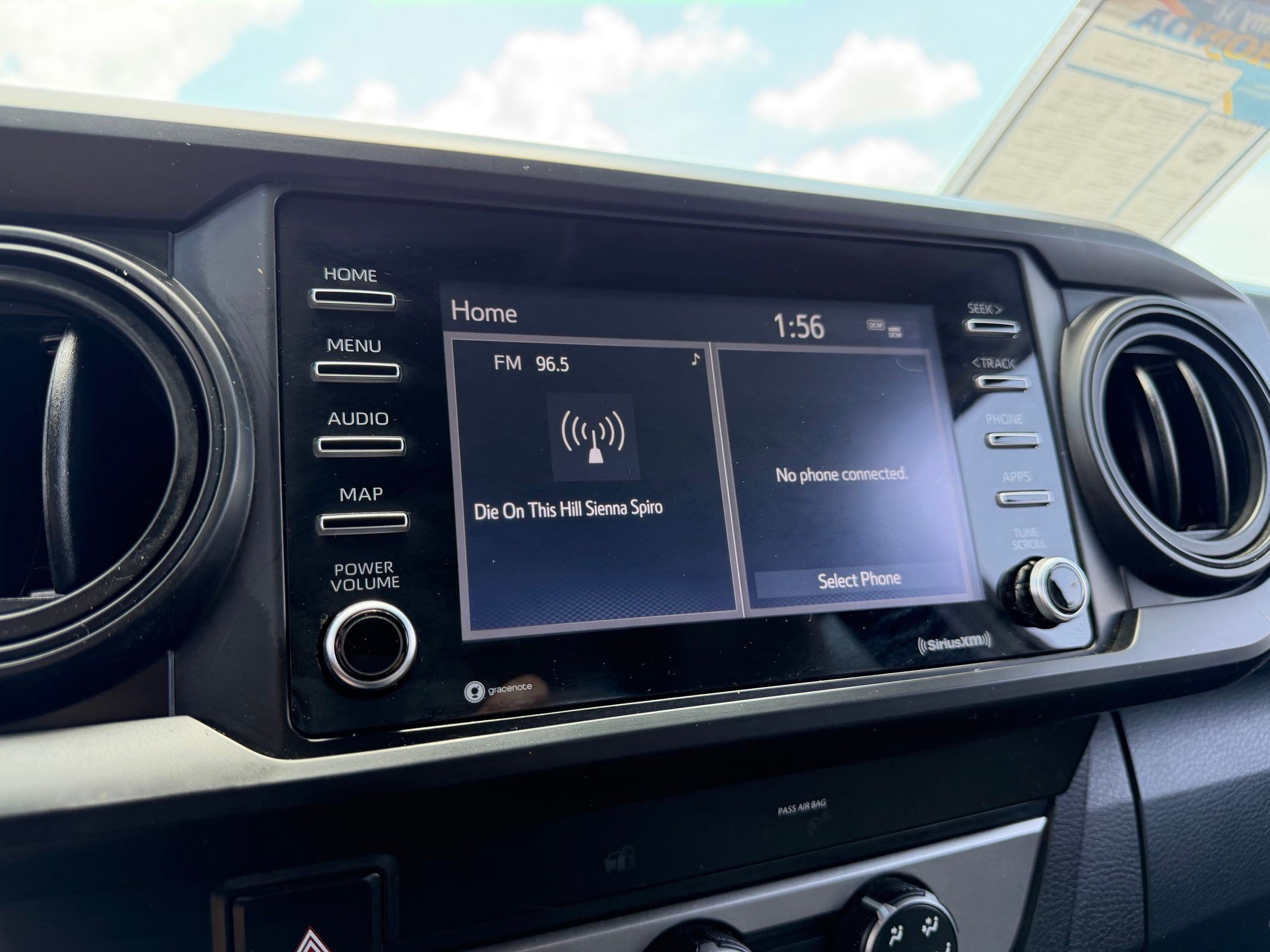 Used 2023 Toyota Tacoma SR RWD image 18