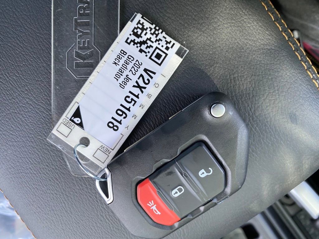 Used 2022 Jeep Gladiator Overland image 40