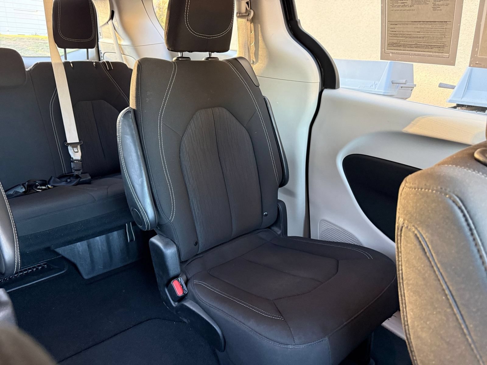 Used 2024 Chrysler Voyager LX FWD image 38