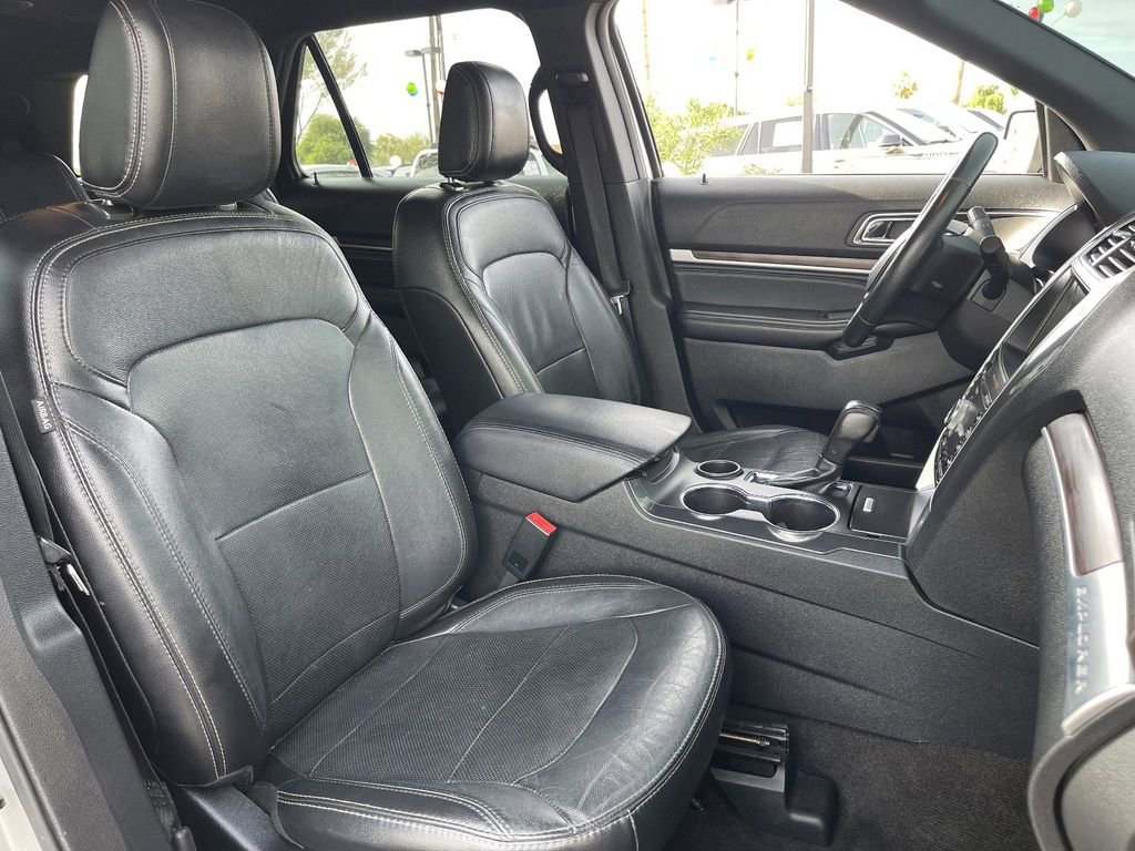 Used 2018 Ford Explorer Limited FWD image 9