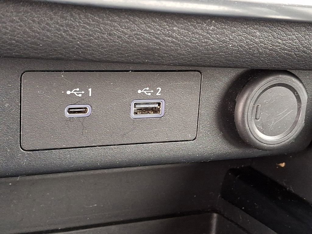 Certified 2023 Nissan Rogue SV image 26