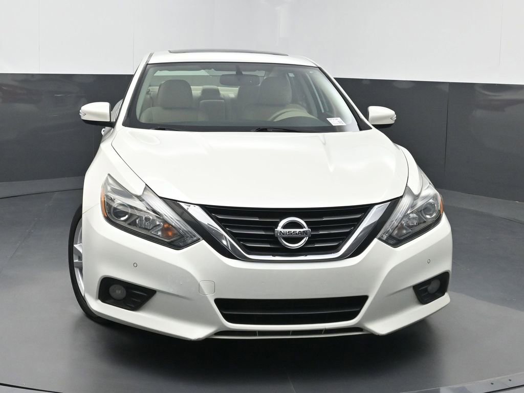 Used 2017 Nissan Altima 3.5 SL w/ 3.5SL Technology Package FWD image 37