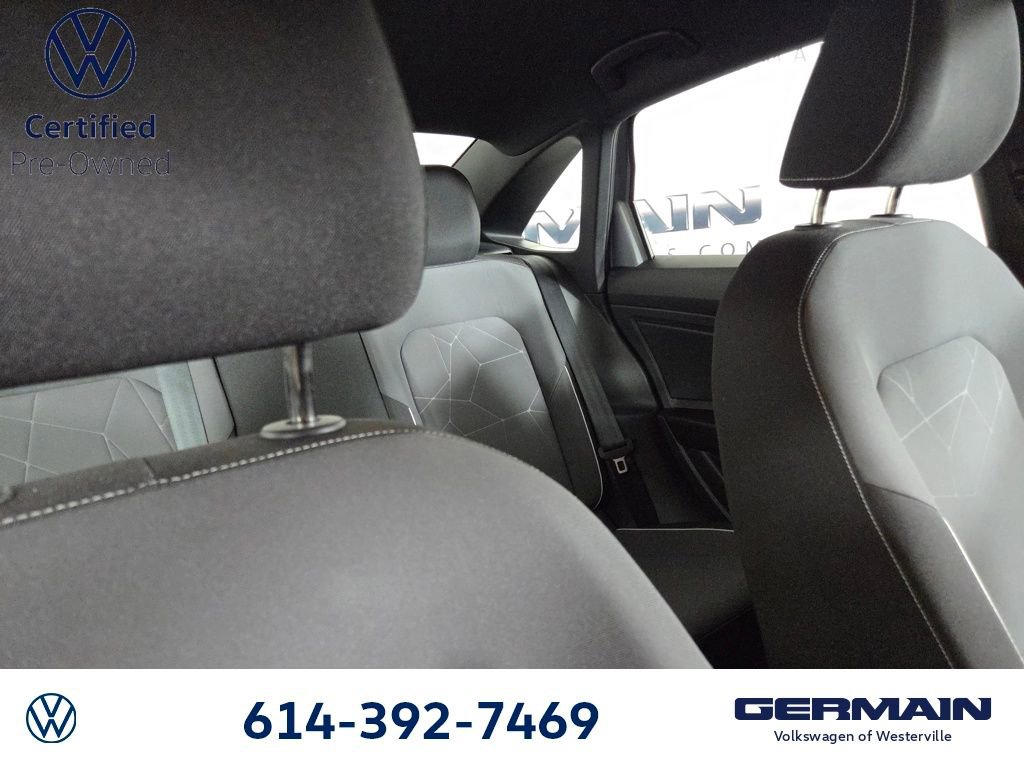 Used 2025 Volkswagen Jetta Sport image 16