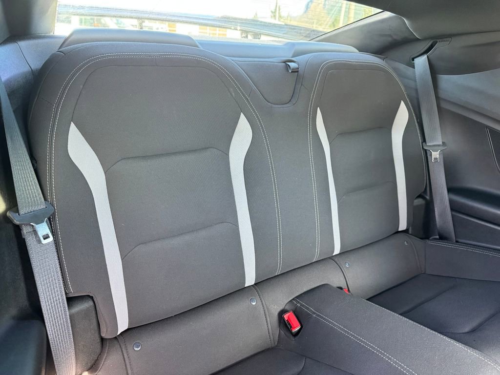 Used 2018 Chevrolet Camaro SS image 14