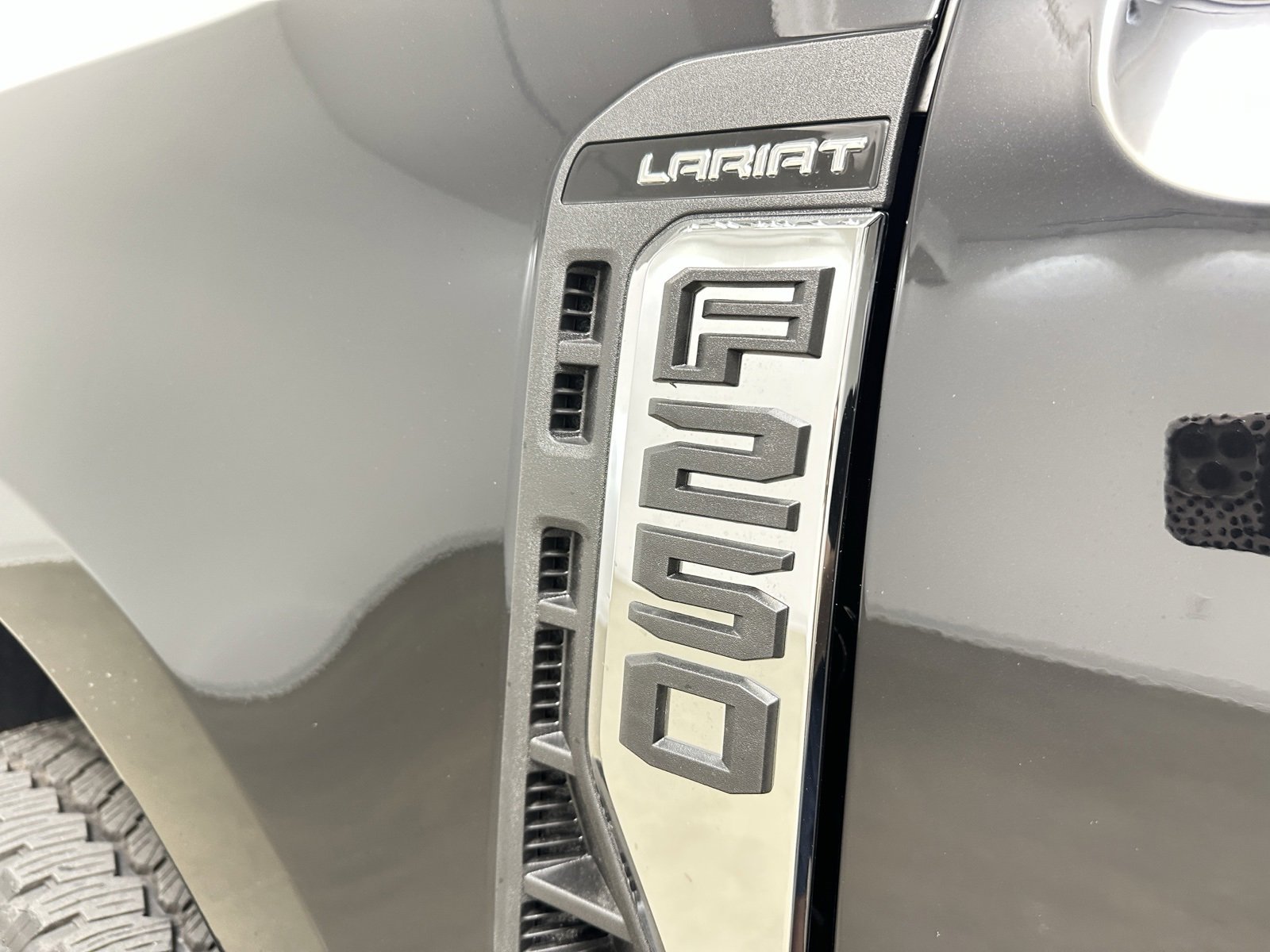 New 2025 Ford F250 Lariat w/ Lariat Ultimate Package image 8