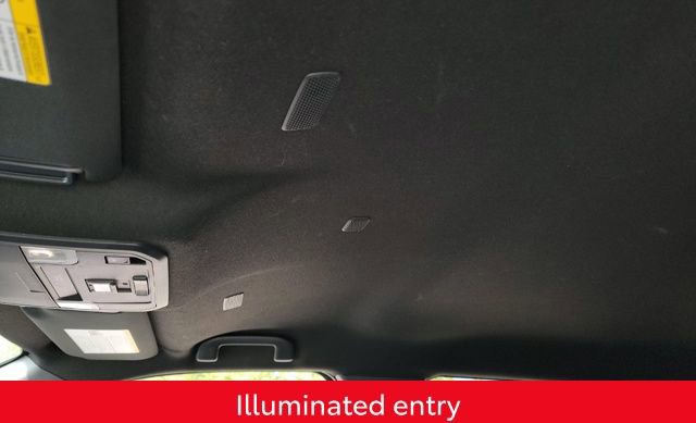 Used 2025 Toyota 4Runner SR5 RWD image 15