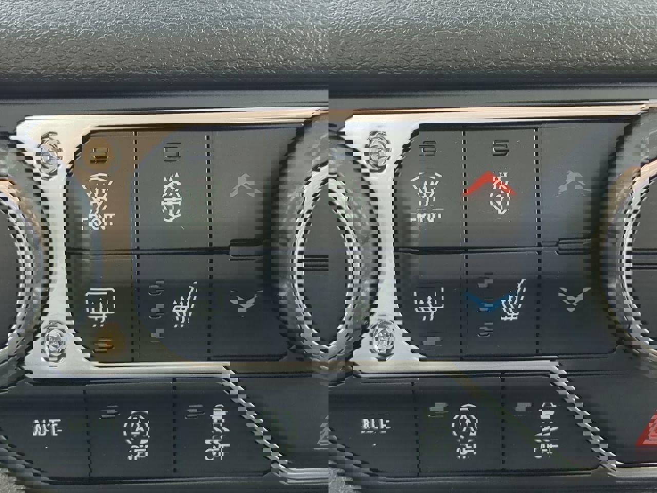 New 2025 Jeep Wrangler Sport S image 21