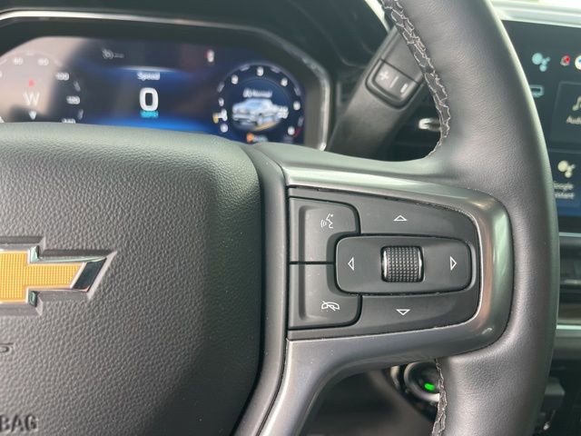 Used 2025 Chevrolet Silverado 1500 LT w/ Z71 Off-Road Package AWD/4WD image 19