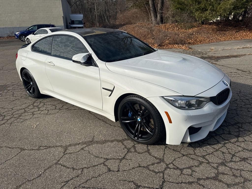 Used 2015 BMW M4 Coupe image 11