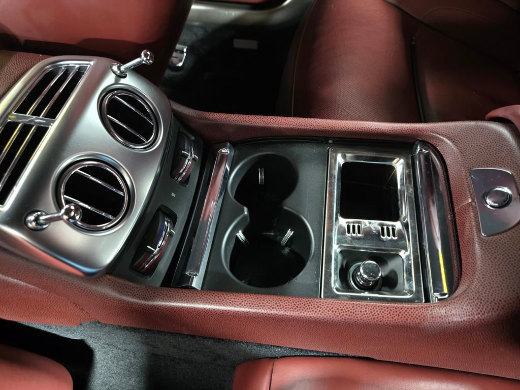 Used 2015 Rolls-Royce Wraith RWD image 35