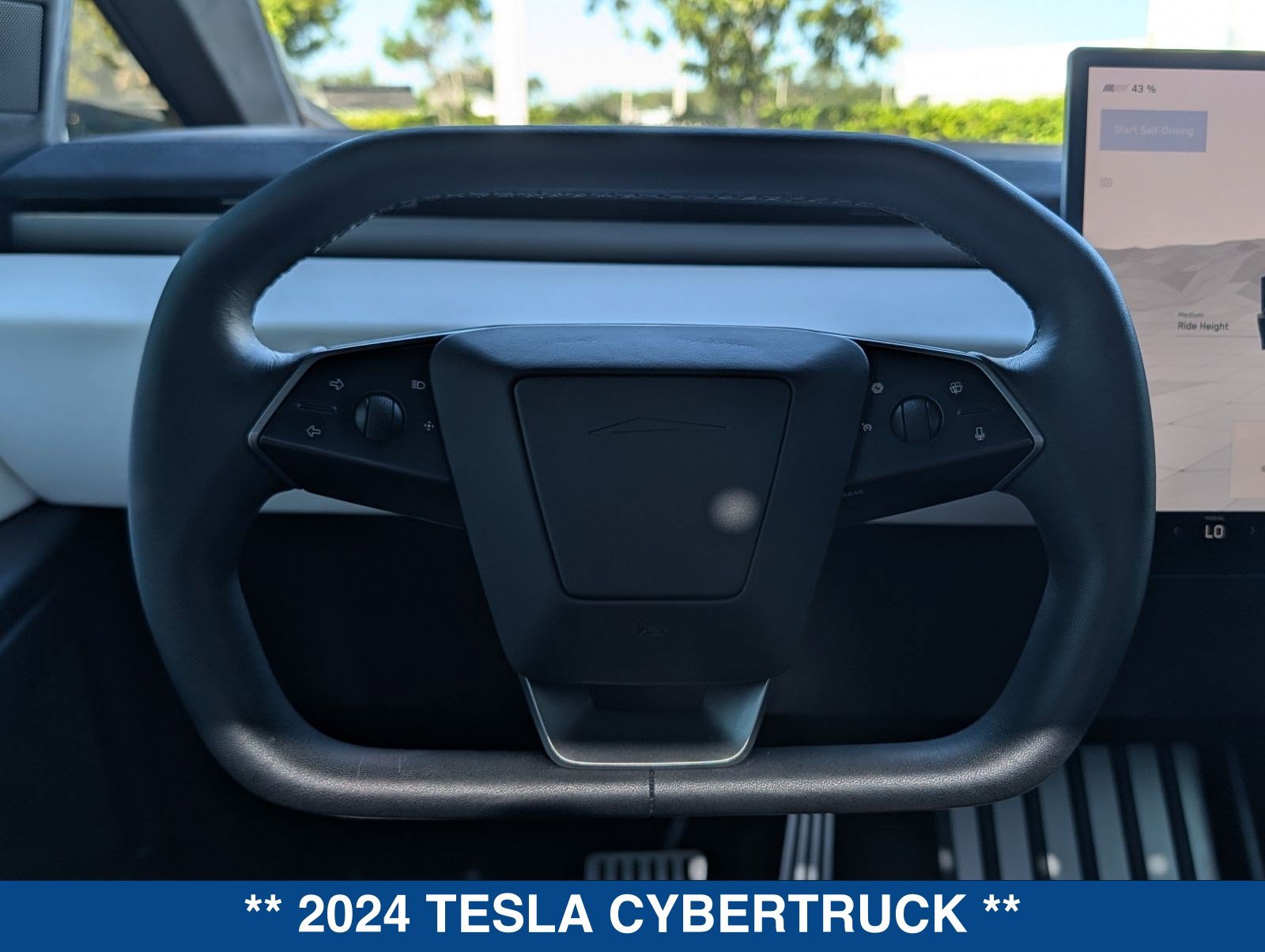 Used 2024 Tesla Cybertruck Cyberbeast AWD/4WD image 43