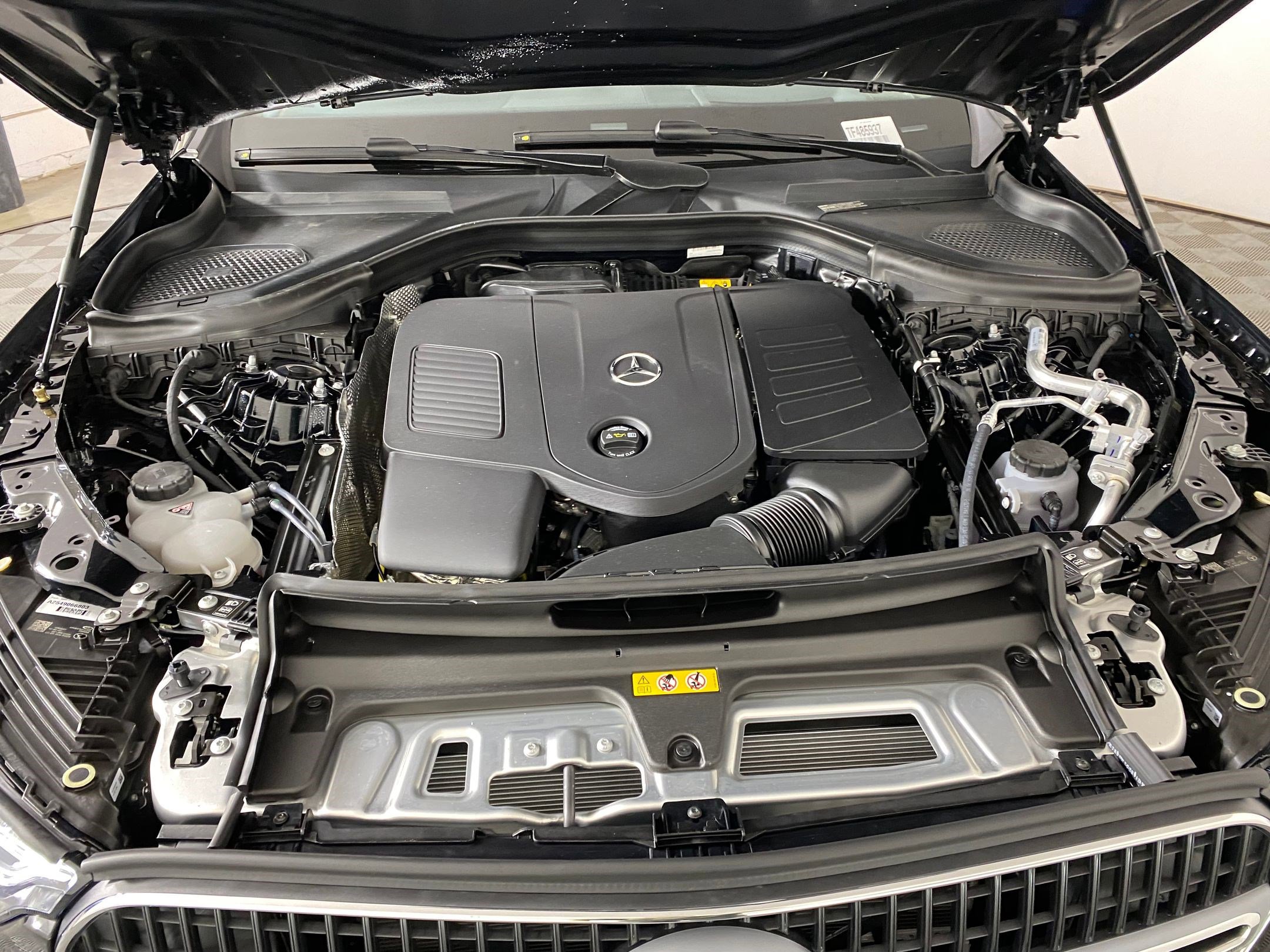 Used 2026 Mercedes-Benz GLC 300 4MATIC image 31