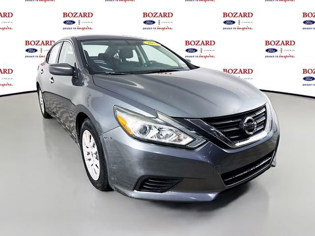 Used 2018 Nissan Altima 2.5 S w/ S Convenience Package image 1