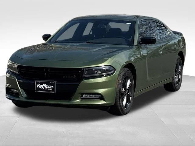 Used 2022 Dodge Charger SXT w/ Blacktop Package image 3