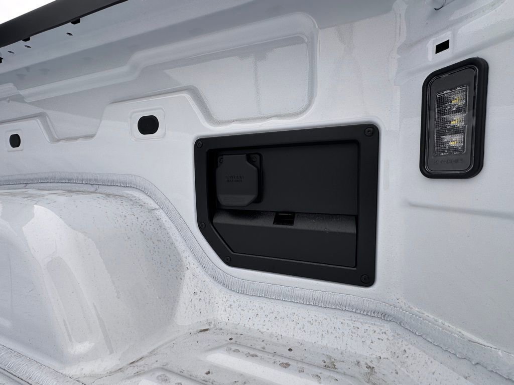 New 2026 GMC Sierra EV Elevation AWD/4WD image 31