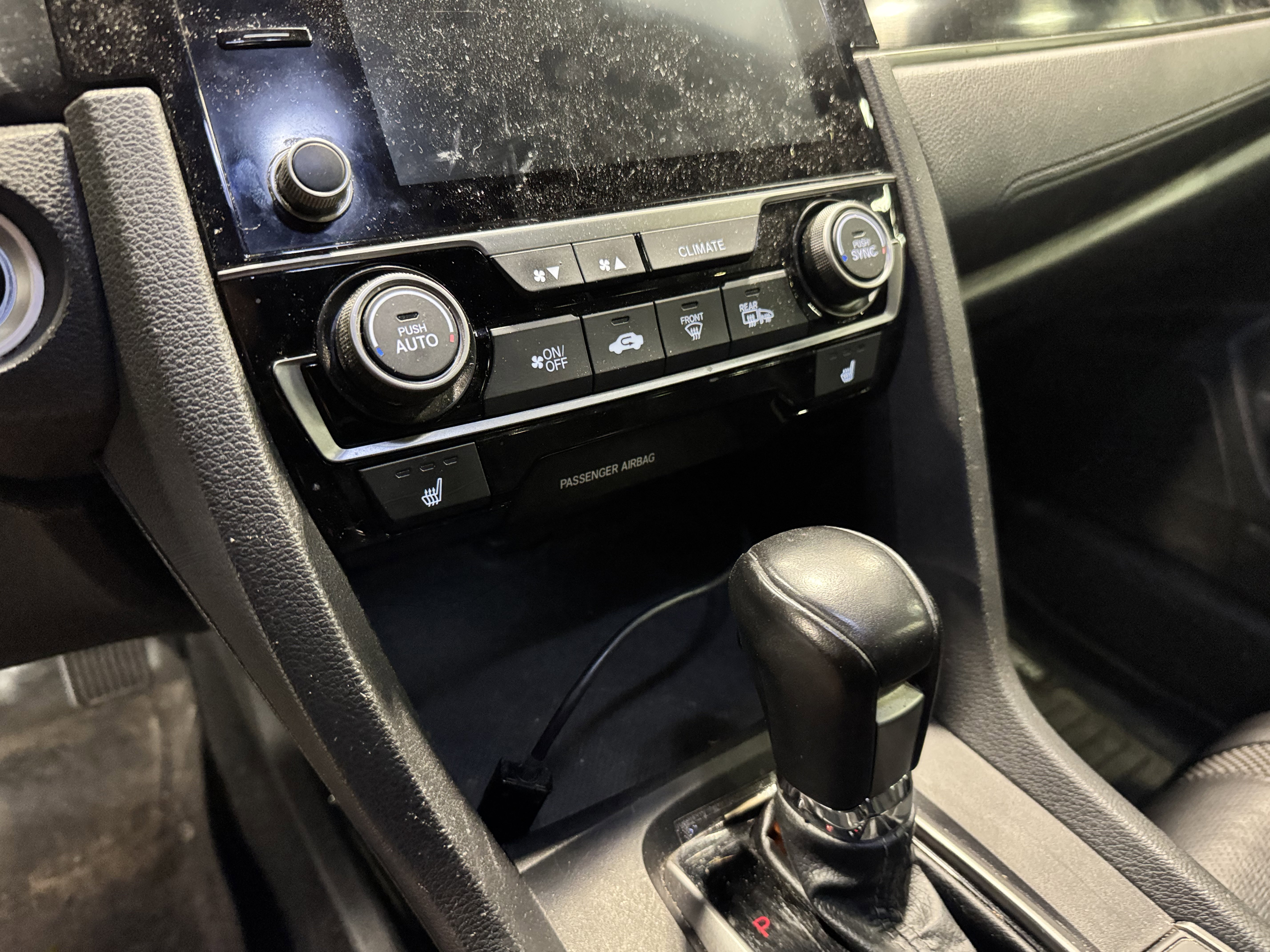 Used 2020 Honda Civic EX-L image 28