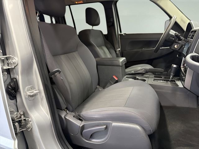 Used 2011 Jeep Liberty Sport image 13