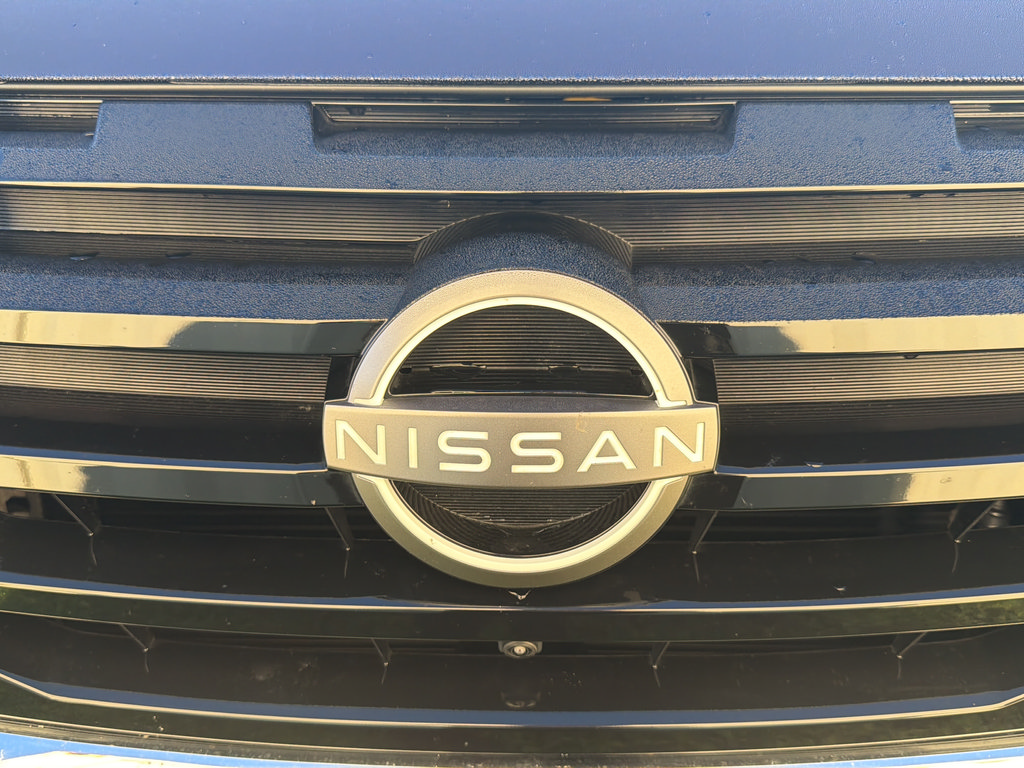 Used 2023 Nissan Pathfinder Platinum w/ Cargo Package AWD/4WD image 16