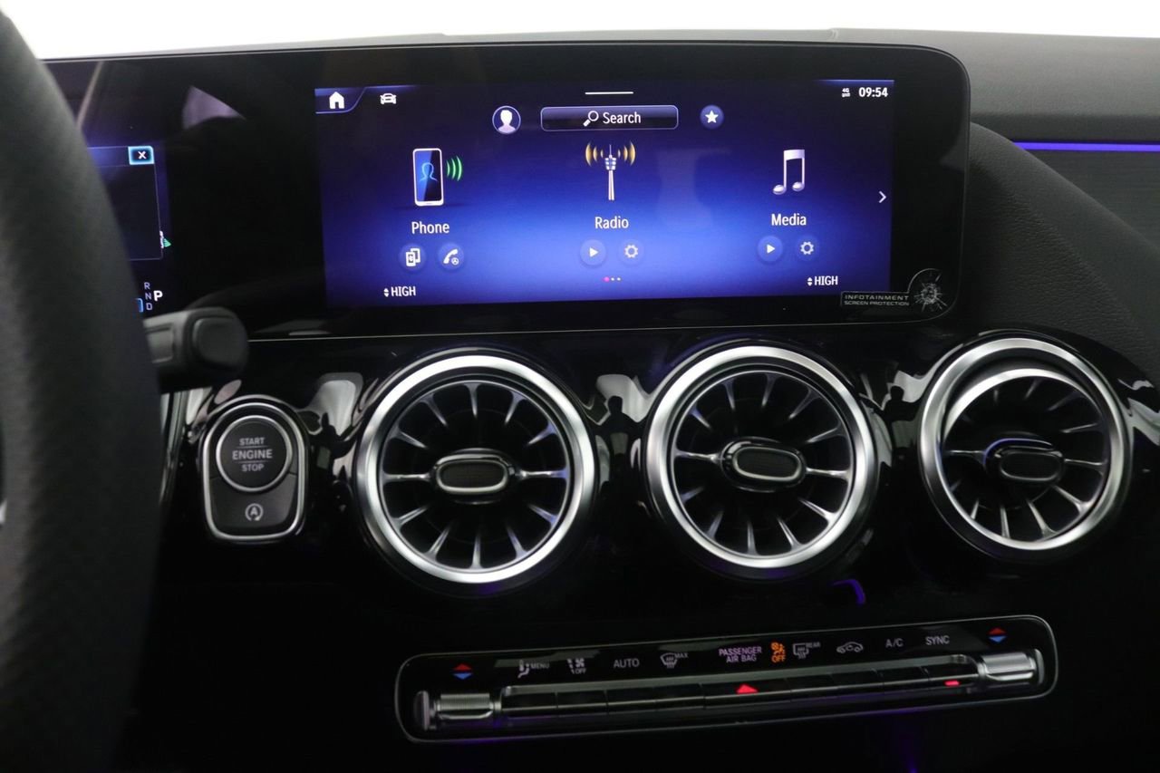 New 2026 Mercedes-Benz GLA 250 GLA 250 image 6