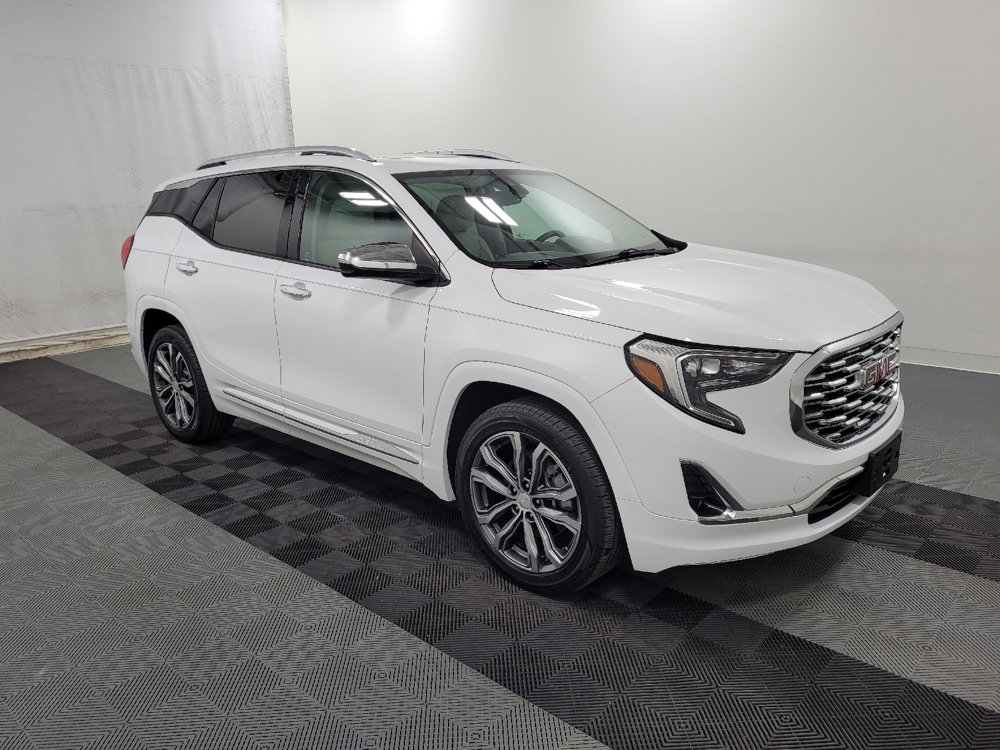 Used 2019 GMC Terrain Denali w/ Driver Alert Package II FWD image 11