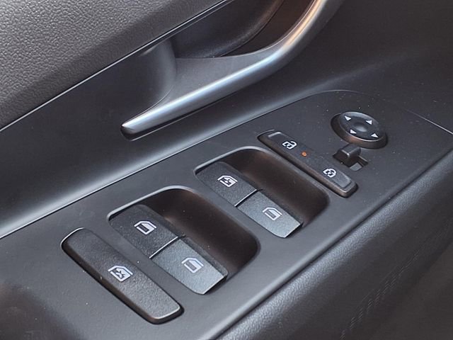 New 2026 Hyundai Elantra Limited image 23