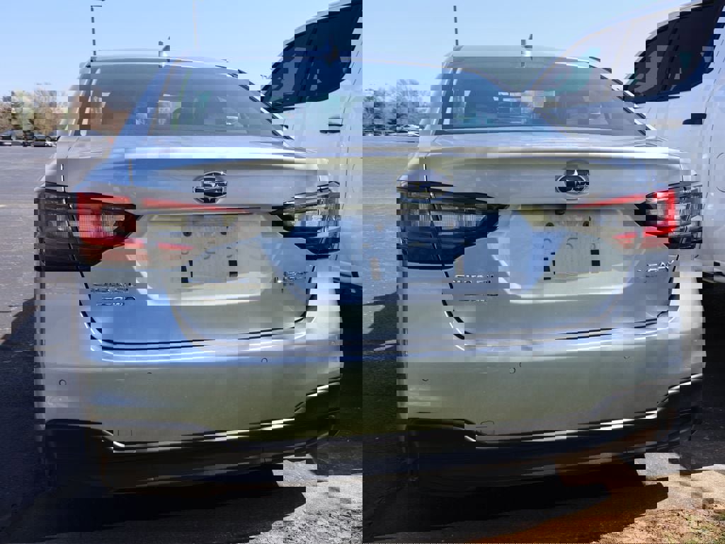 Used 2023 Subaru Legacy Limited image 14