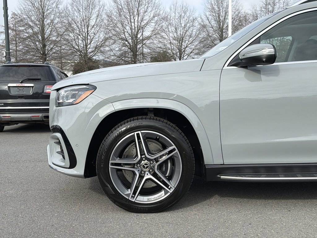 New 2026 Mercedes-Benz GLS 450 4MATIC image 9