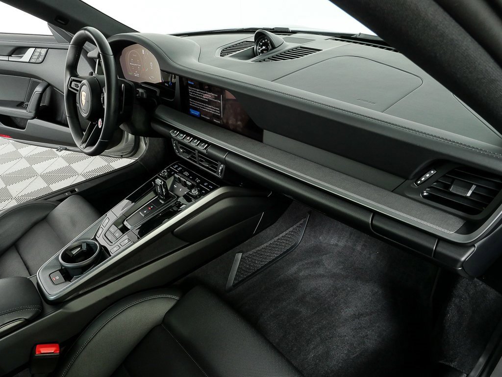 Certified 2025 Porsche 911 Carrera S image 22