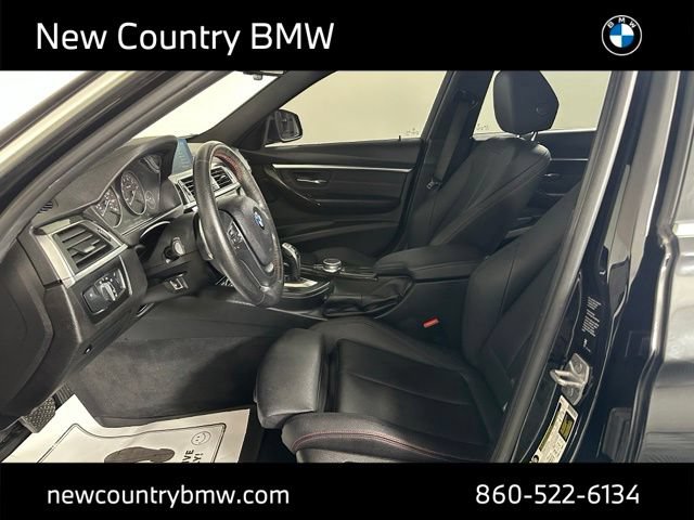 Used 2018 BMW 330i xDrive Sedan AWD/4WD image 9