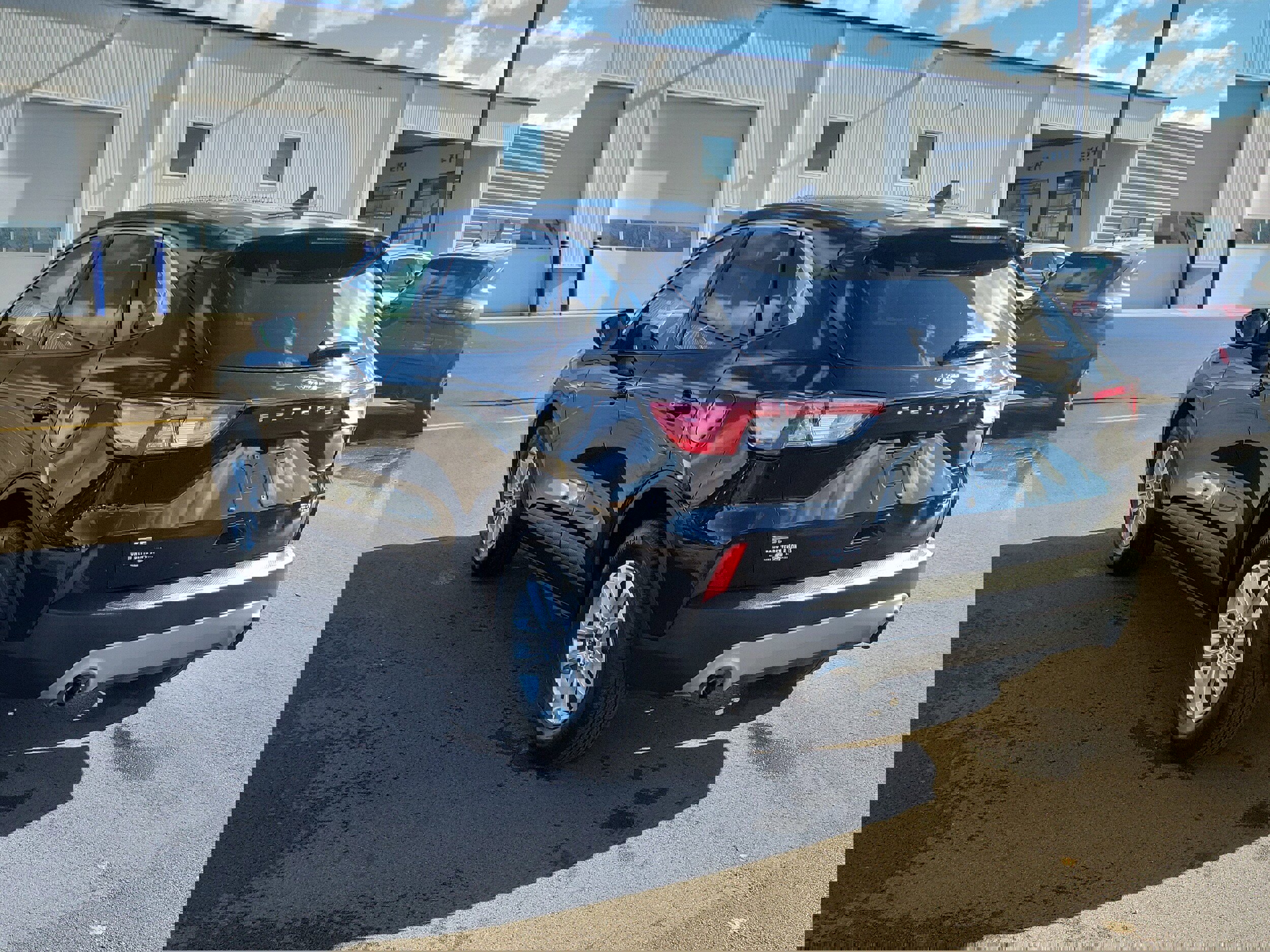 Certified 2022 Ford Escape SE w/ Convenience Package image 3