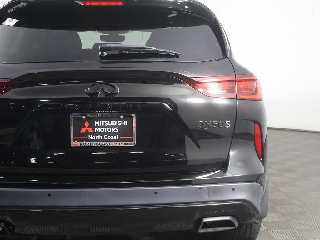 Used 2023 INFINITI QX50 Sport FWD image 16