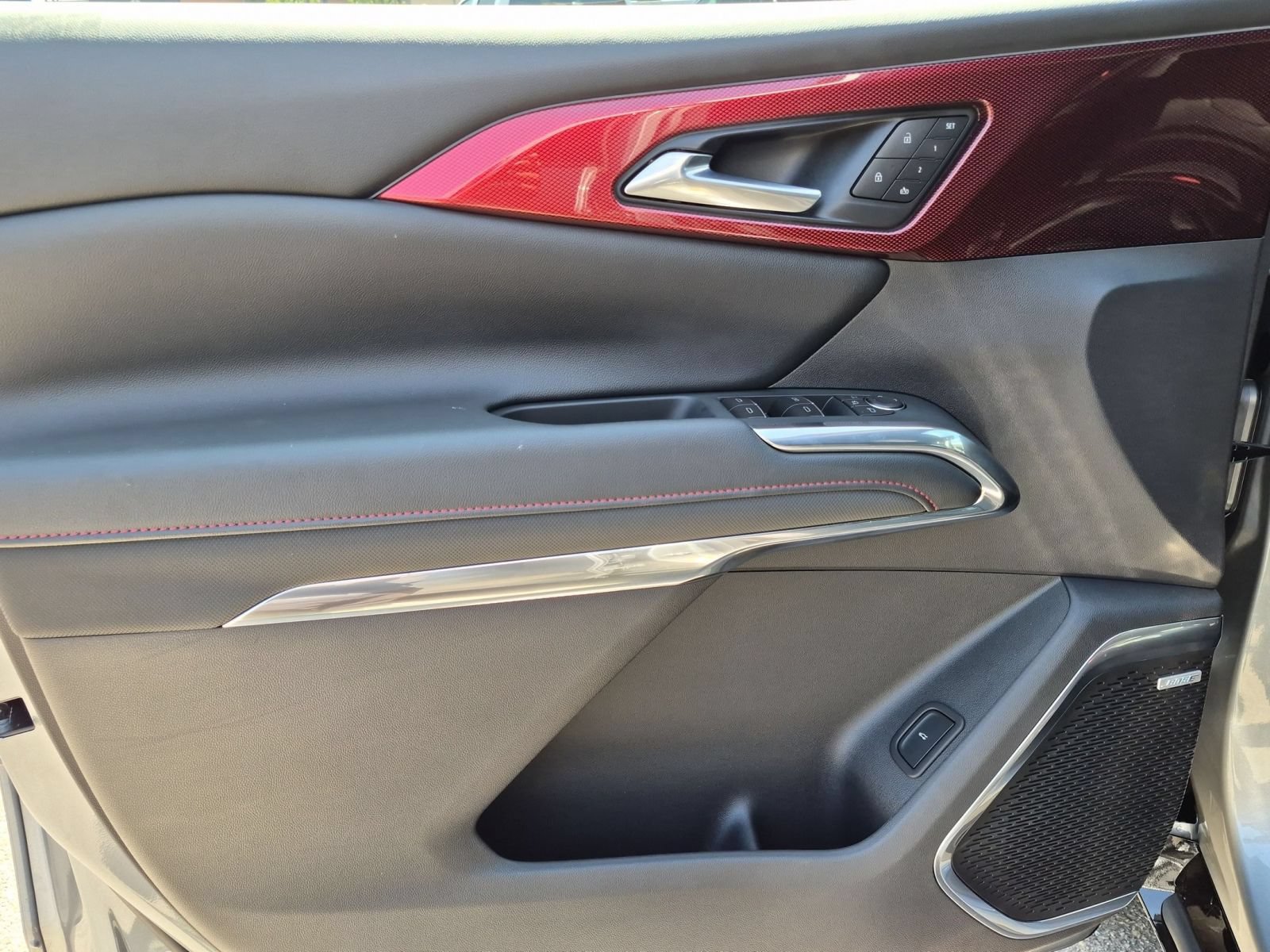 New 2026 Chevrolet Traverse RS FWD image 7