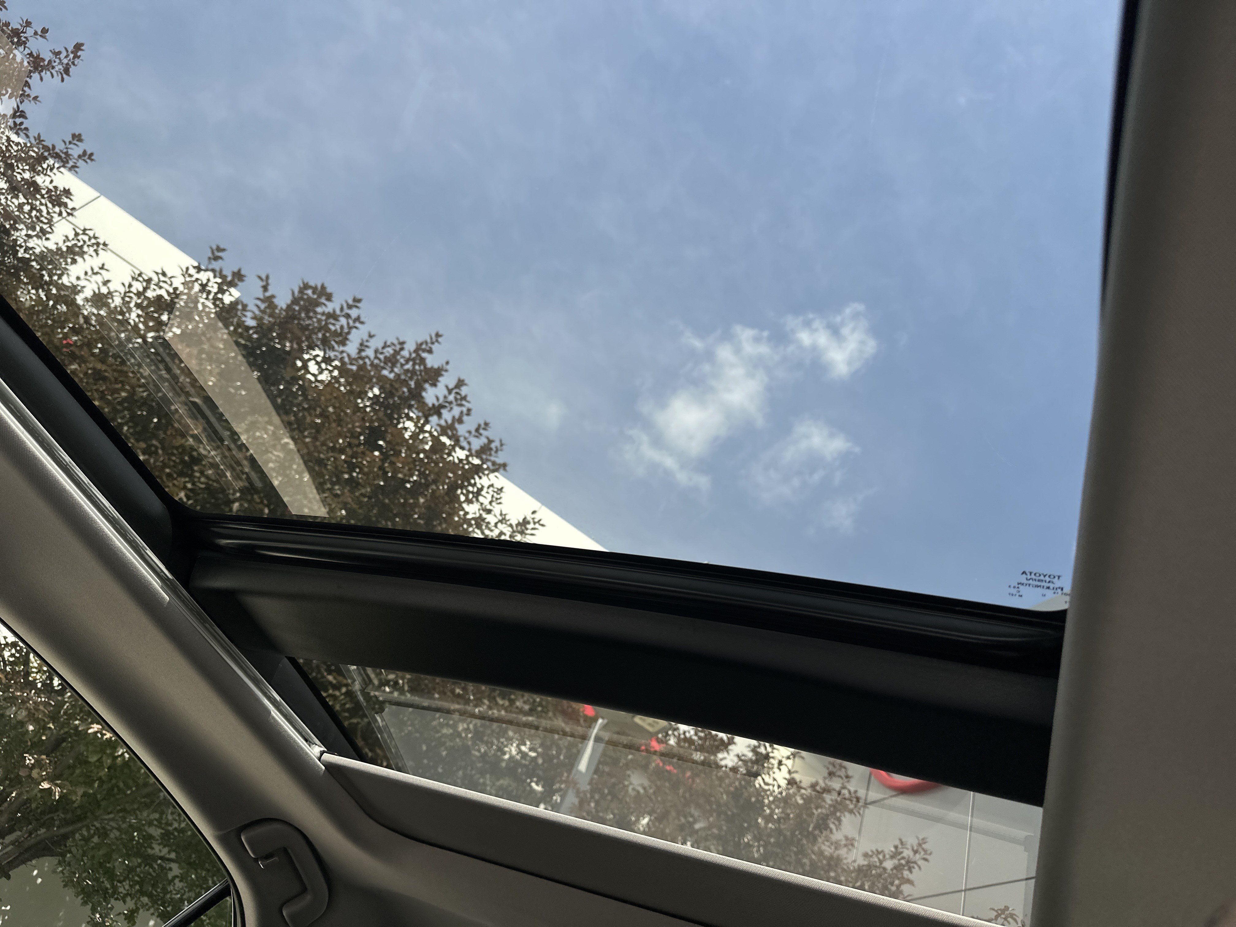 Used 2019 Toyota Camry XSE FWD image 36
