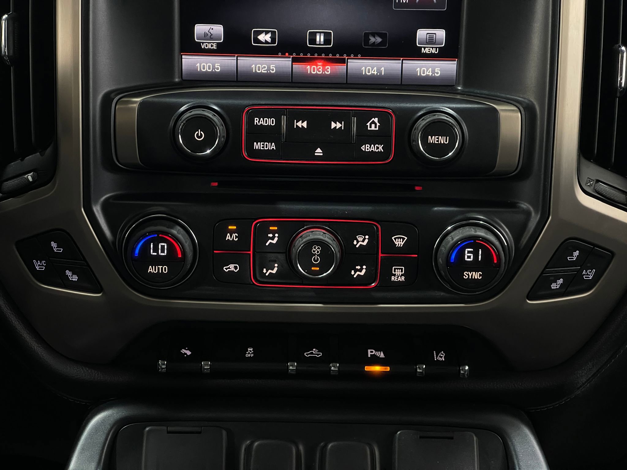 Used 2014 GMC Sierra 1500 Denali w/ Driver Alert Package image 24