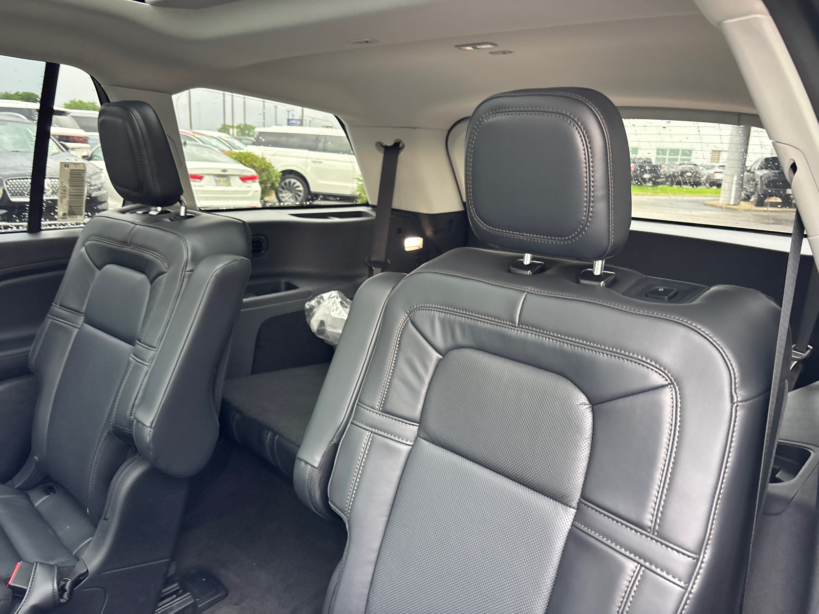 New 2026 Lincoln Aviator Reserve AWD/4WD image 26