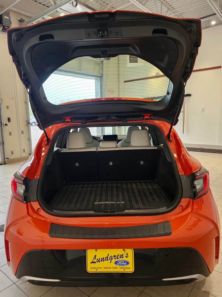 Used 2023 Toyota Corolla XSE image 28