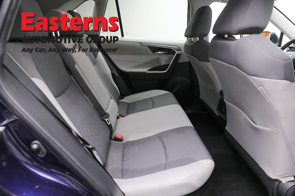 Used 2024 Toyota RAV4 XLE AWD/4WD image 22