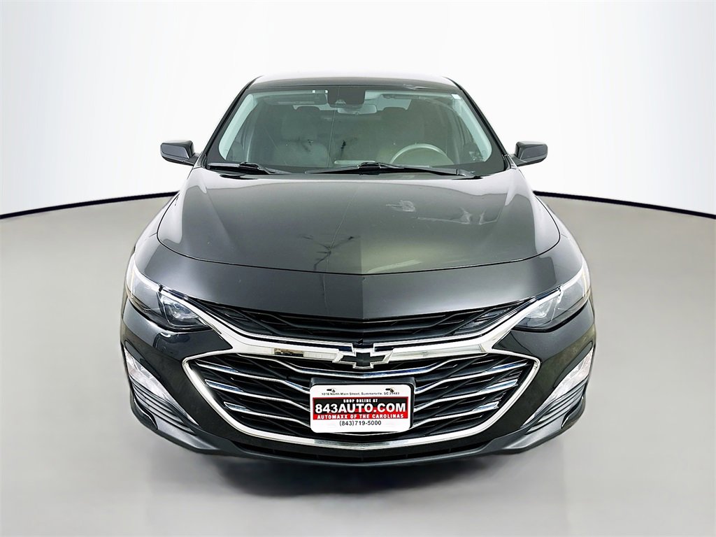 Used 2022 Chevrolet Malibu LT image 2