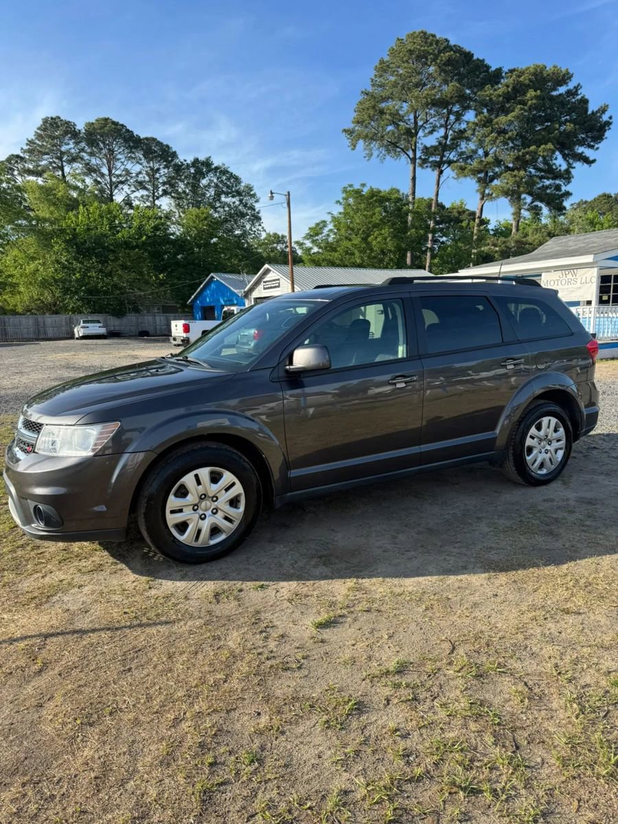 Used 2019 Dodge Journey SE FWD image 5