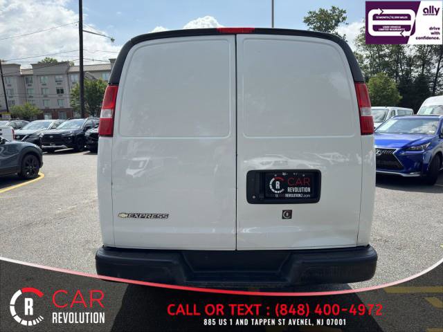 Used 2021 Chevrolet Express 2500 w/ Driver Convenience Package RWD image 5