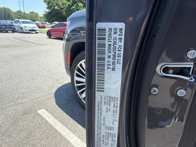 Used 2024 Jeep Grand Wagoneer L Series III AWD/4WD image 38