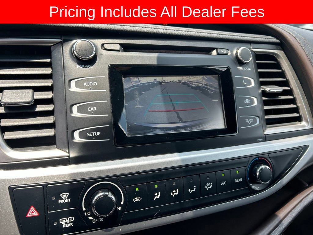 Used 2019 Toyota Highlander LE FWD image 11