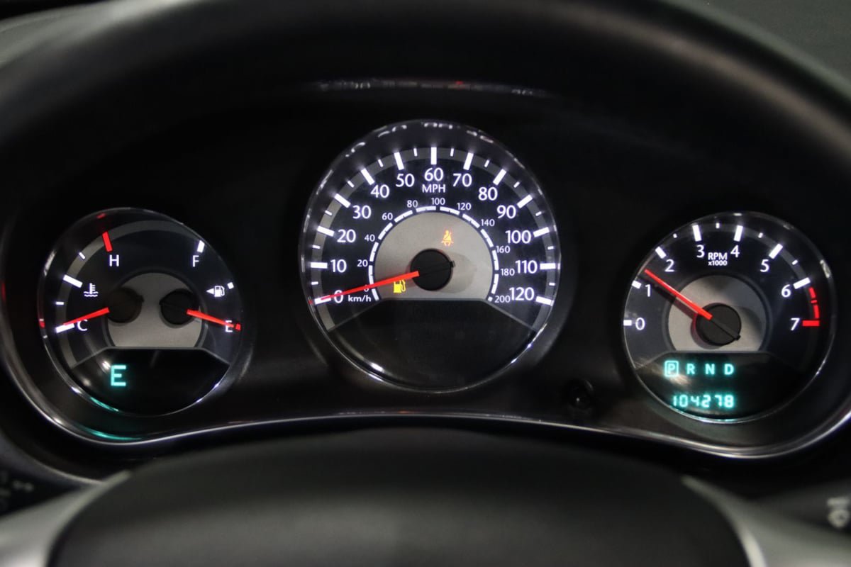 Used 2013 Chrysler 200 Limited FWD image 42