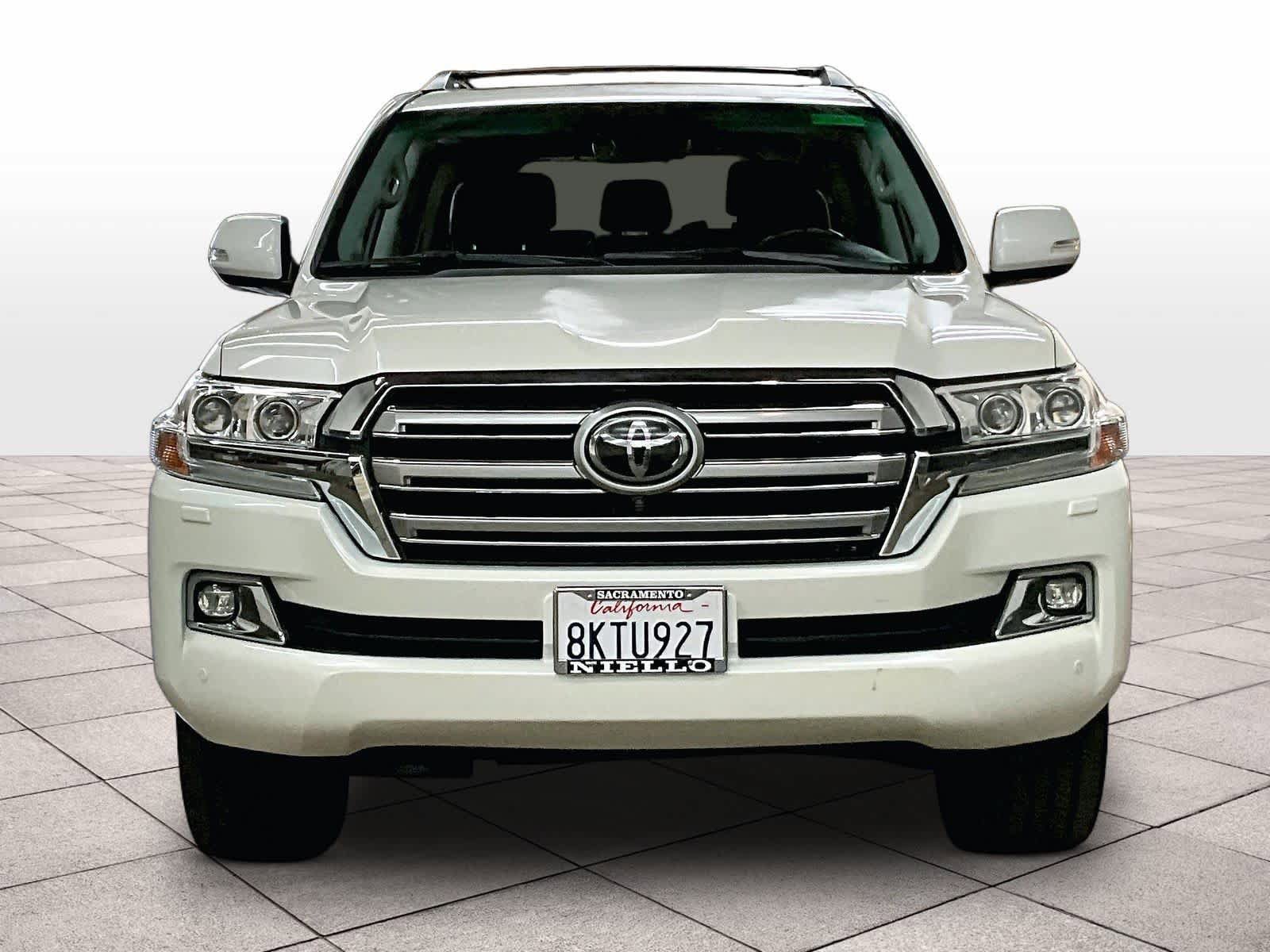 Used 2019 Toyota Land Cruiser AWD/4WD image 3
