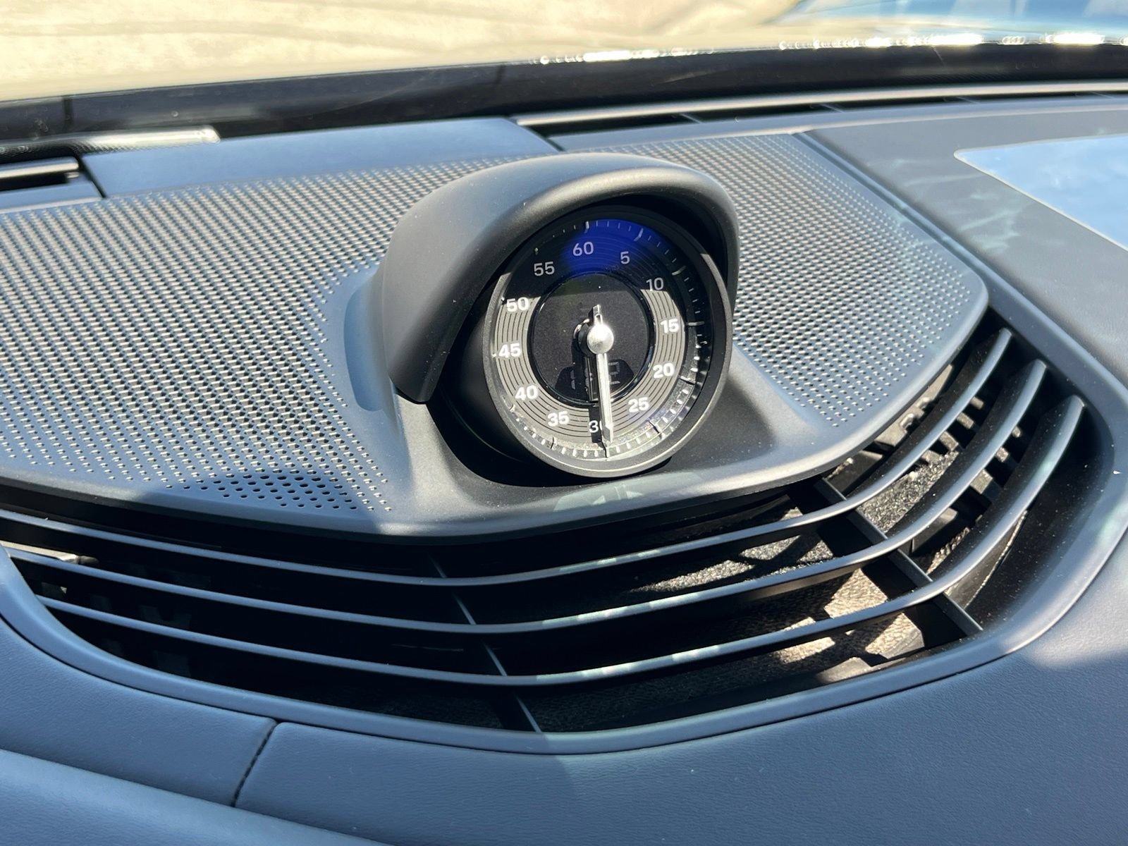 New 2026 Porsche Taycan AWD/4WD image 17
