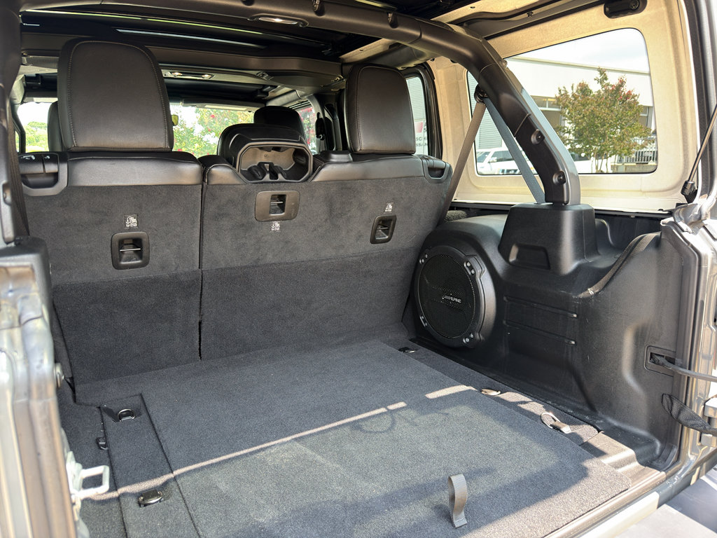 Used 2020 Jeep Wrangler Unlimited Rubicon AWD/4WD image 16